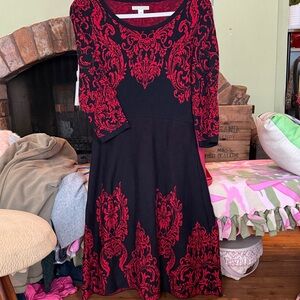 Heavy knit winter Black and Red Long Sleeve Dress